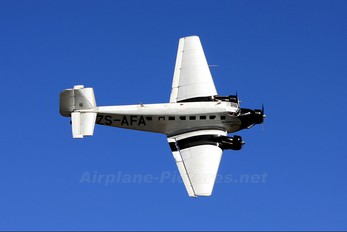 ZS-AFA - South African Airways Historic Flight Casa C-352L