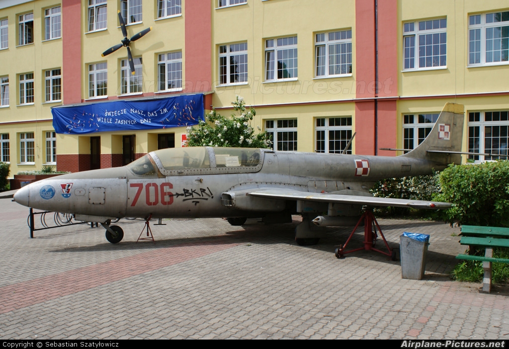 Poland - Air Force 706 aircraft at Wrocław - Museum of Polish Army