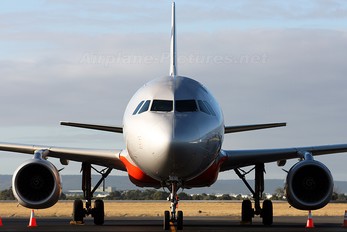VH-VQI - Jetstar Airways Airbus A320