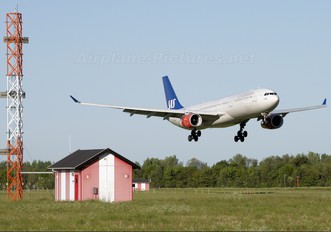 LN-RKH - SAS - Scandinavian Airlines Airbus A330-300