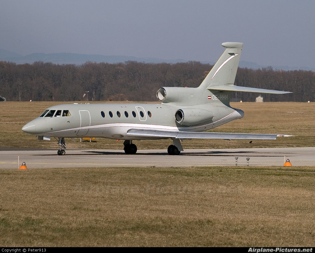 Private OE-HHH aircraft at Geneva Intl