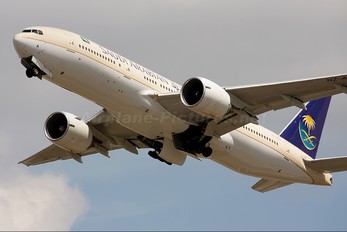 HZ-AKA - Saudi Arabian Airlines Boeing 777-200ER