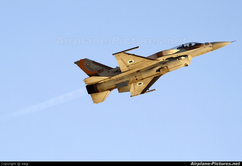 Israel - Defence Force 107 aircraft at Beersheba - Hatzerim