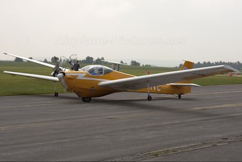OO-MVC - Private Scheibe-Flugzeugbau SF-25 Falke