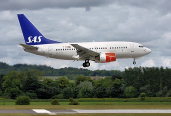 SE-DTH - SAS - Scandinavian Airlines Boeing 737-600