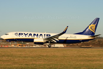 EI-DWE - Ryanair Boeing 737-800