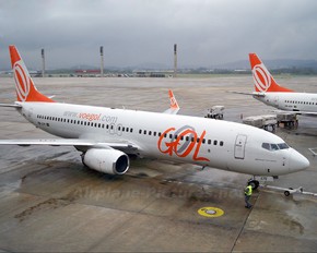 PR-GTI - GOL Transportes Aéreos  Boeing 737-800