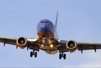 - - Southwest Airlines Boeing 737-700