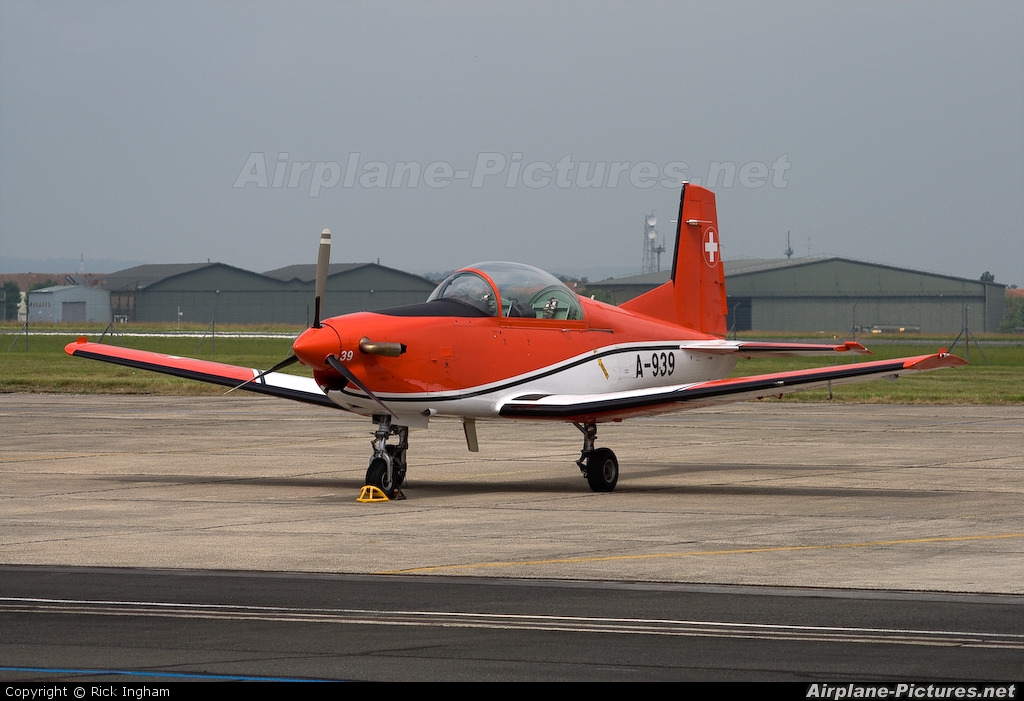 Switzerland - Air Force A-939 aircraft at Reims - Champagne