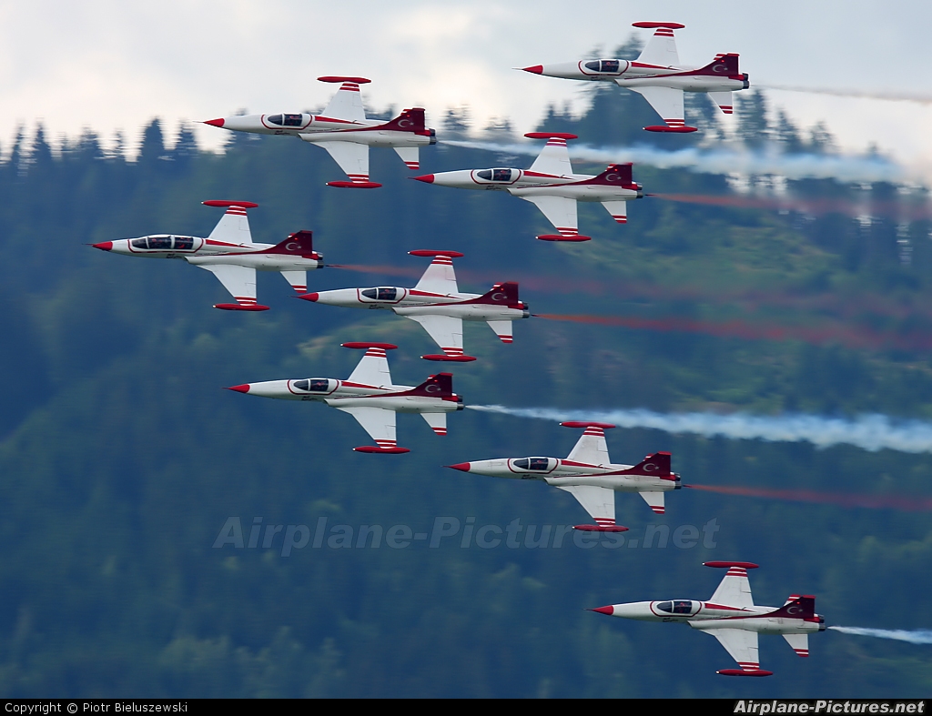 Turkey - Air Force : Turkish Stars 70-3015 aircraft at Zeltweg