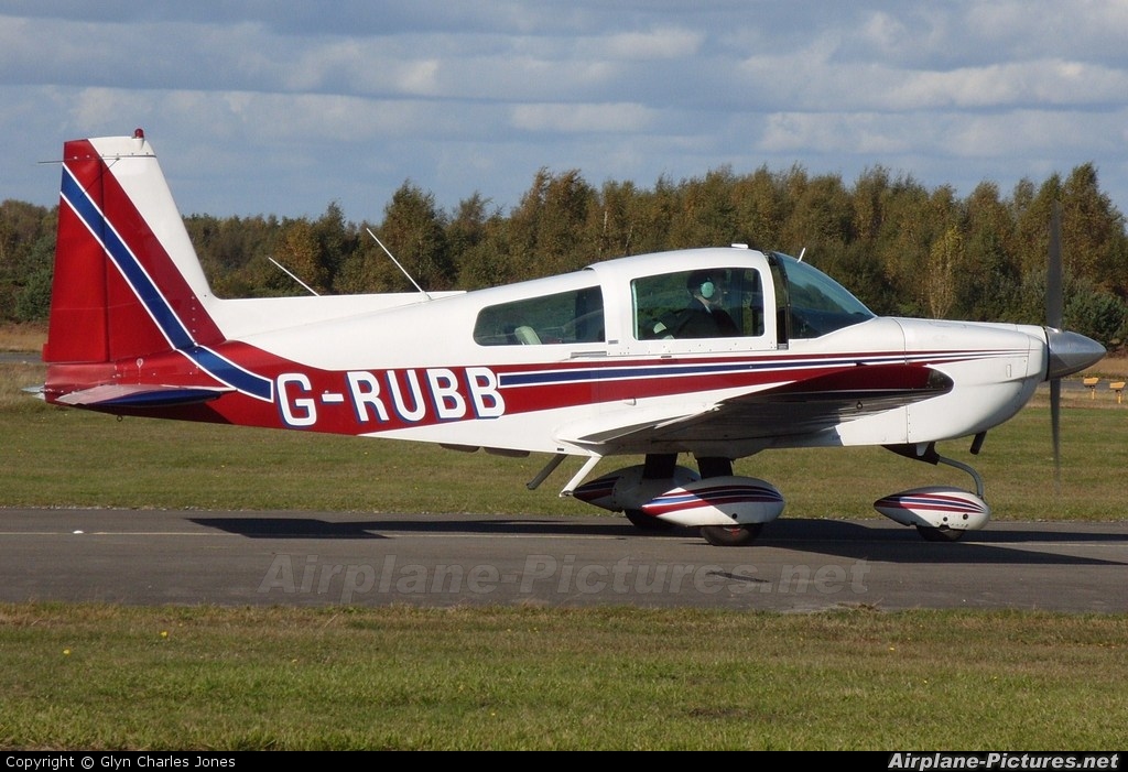 Private G-RUBB aircraft at Blackbushe