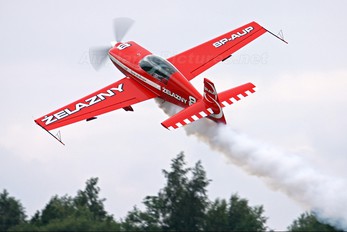 SP-AUP - Grupa Akrobacyjna Żelazny - Acrobatic Group Extra 330LC