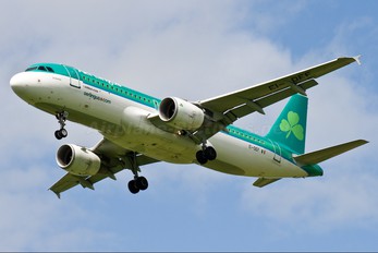 EI-DEF - Aer Lingus Airbus A320