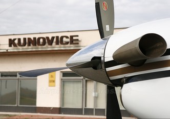 OM-ALE - Private Beechcraft 200 King Air