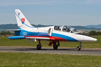 5302 - Slovakia -  Air Force Aero L-39CM Albatros