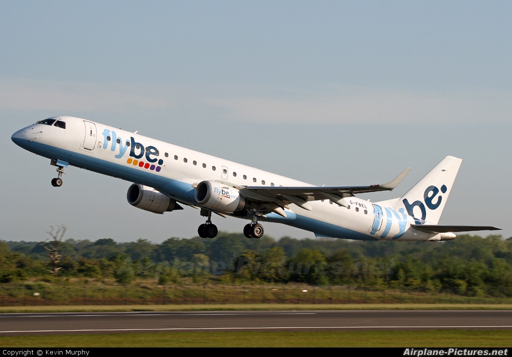 Flybe G-FBEL aircraft at Manchester