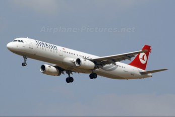 TC-JRG - Turkish Airlines Airbus A321