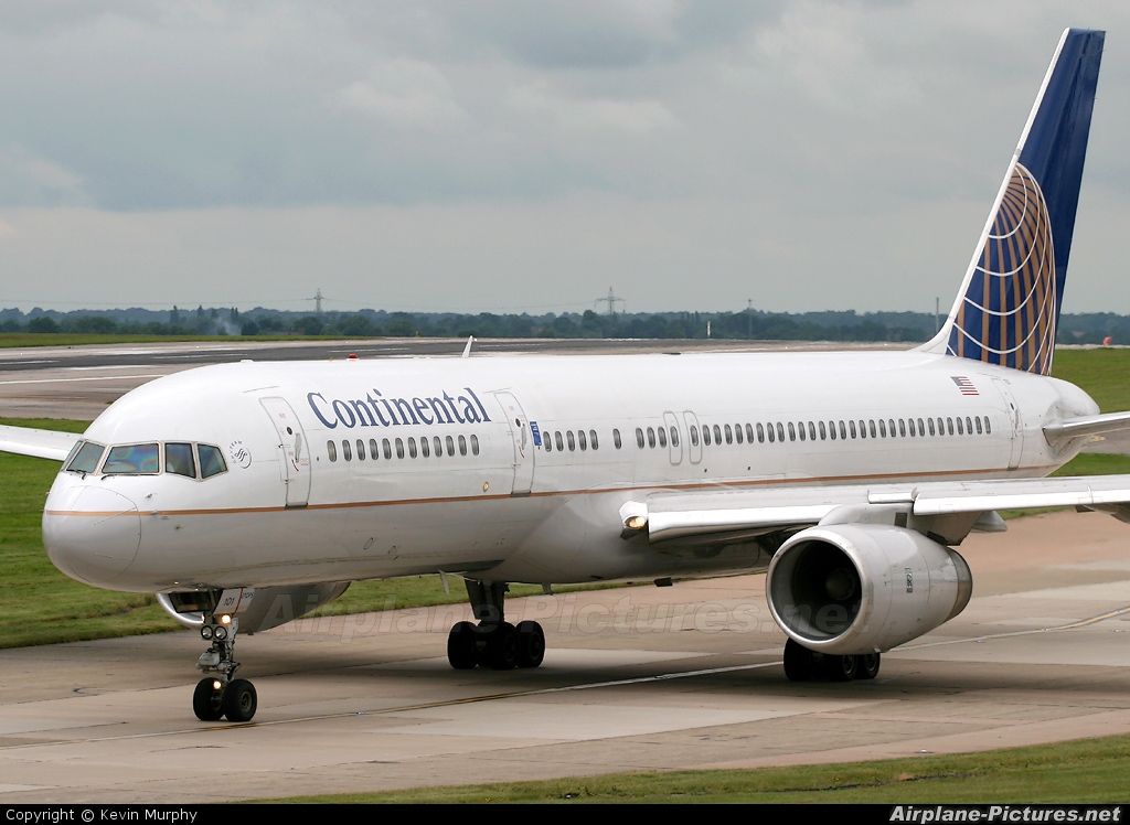 Continental Airlines N58101 aircraft at Manchester