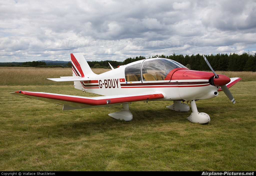 Private G-BDUY aircraft at Dornoch