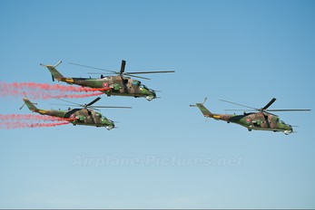 0215 - Slovakia -  Air Force Mil Mi-24D