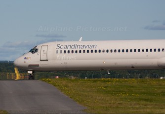 LN-RMT - SAS - Scandinavian Airlines McDonnell Douglas MD-81