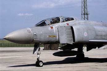XT895 - Royal Air Force McDonnell Douglas F-4M Phantom FGR.2