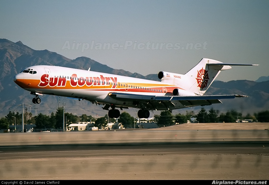 Sun Country Airlines N283SC aircraft at Las Vegas - McCarran Intl