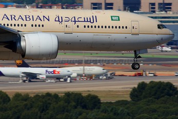 HZ-AKQ - Saudi Arabian Airlines Boeing 777-200ER