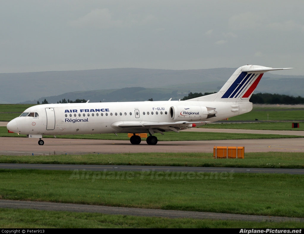 F-GLIU - Air France - Regional Fokker 70 at Manchester | Photo ID 