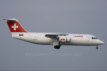 HB-IYR - Swiss British Aerospace BAe 146-300/Avro RJ100