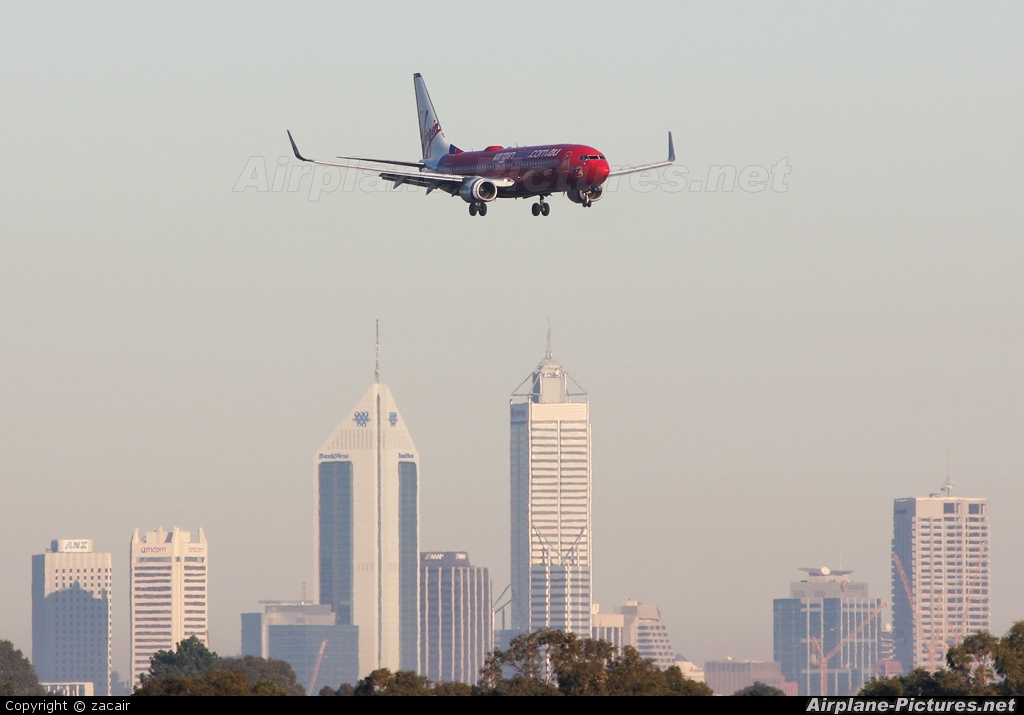 Virgin Blue VH-VOW aircraft at Perth, WA