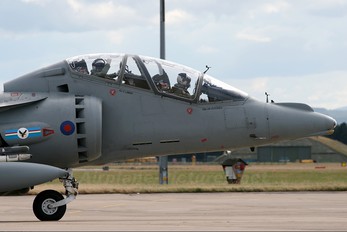 ZH660 - Royal Air Force British Aerospace Harrier T.8