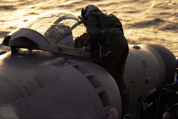 ZH798 - Royal Navy British Aerospace Sea Harrier FA.2