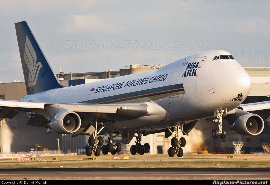 Singapore Airlines Cargo 9V-SFN aircraft at London - Heathrow
