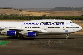 LV-AXF - Aerolineas Argentinas Boeing 747-400