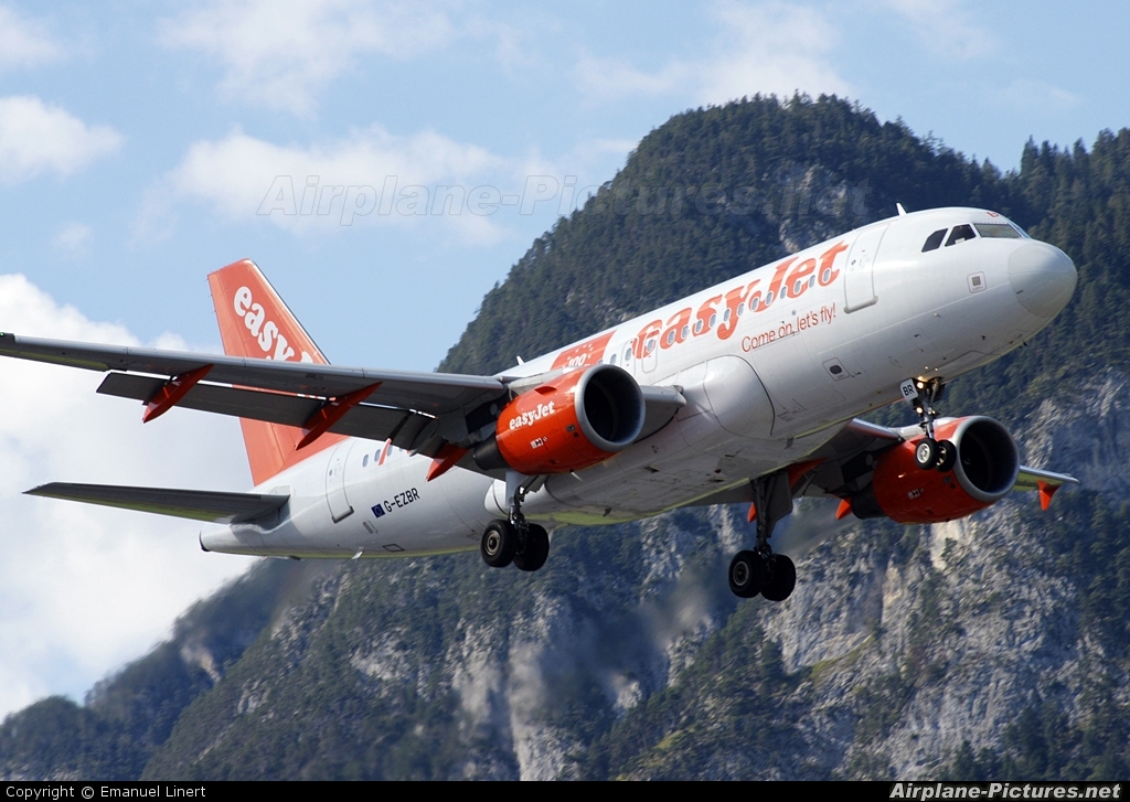 easyJet G-EZBR aircraft at Innsbruck