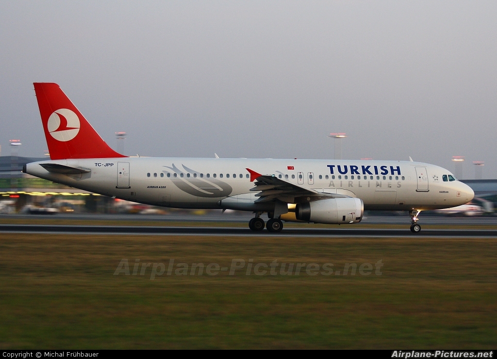 Turkish Airlines TC-JPP aircraft at Prague - Václav Havel