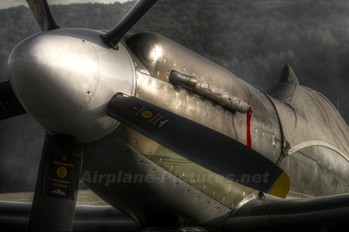 F-AZJS - Private Supermarine Spitfire PR.XIX