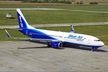 YR-BIB - Blue Air Boeing 737-800