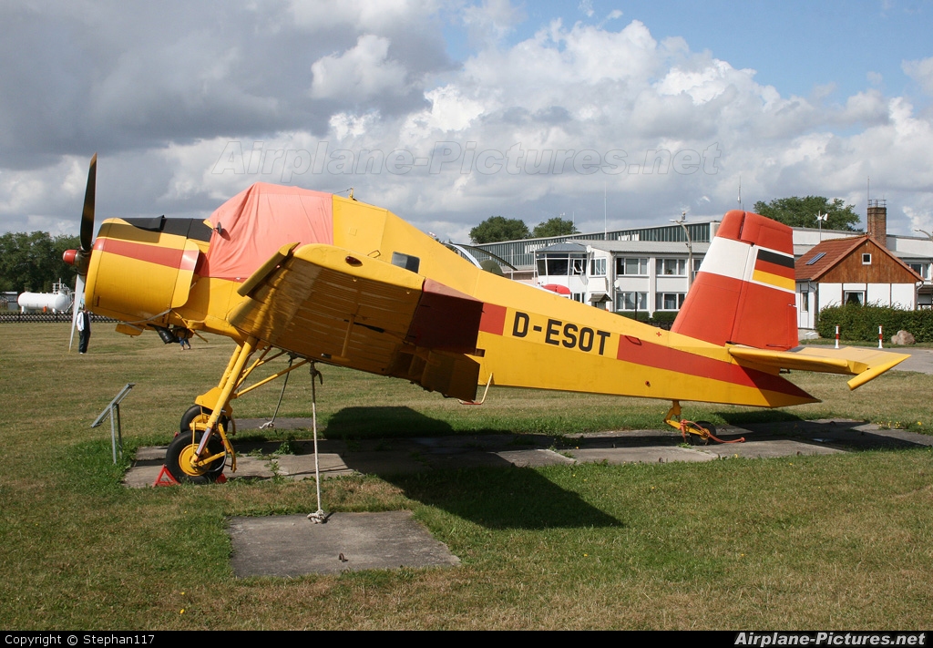 Interflug D-ESOT aircraft at Anklam