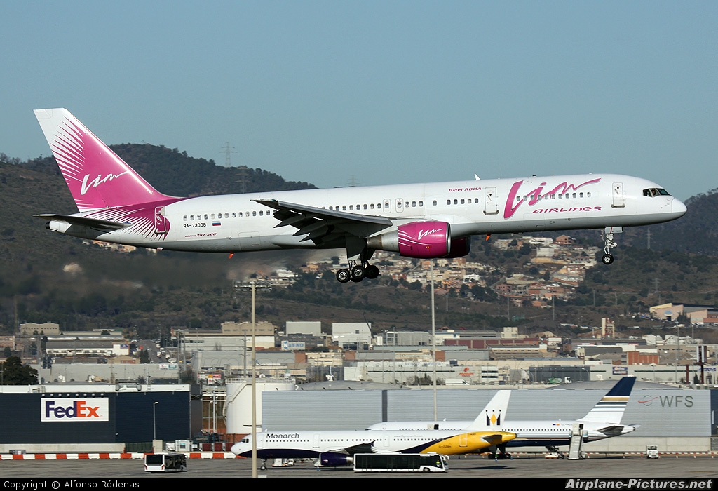 Vim Airlines RA-73008 aircraft at Barcelona - El Prat