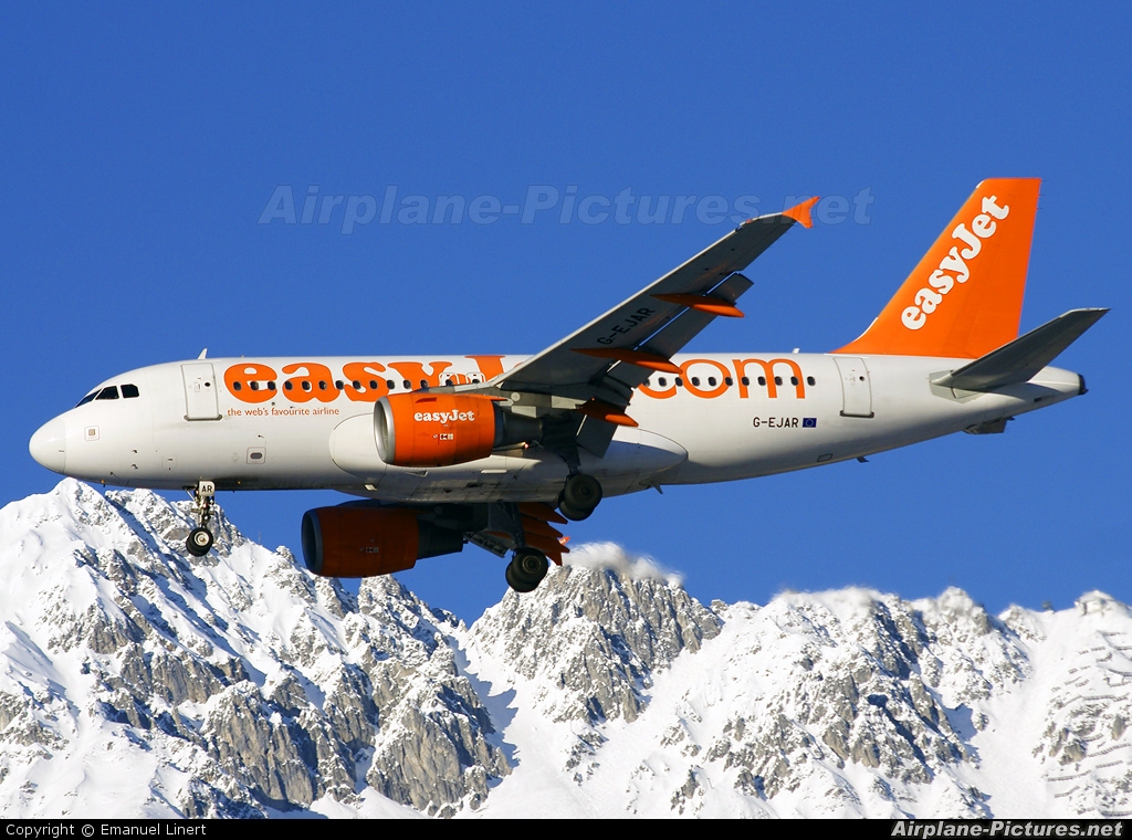 easyJet G-EJAR aircraft at Innsbruck