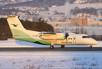 LN-WIC - Widerøe de Havilland Canada DHC-8-100 Dash 8