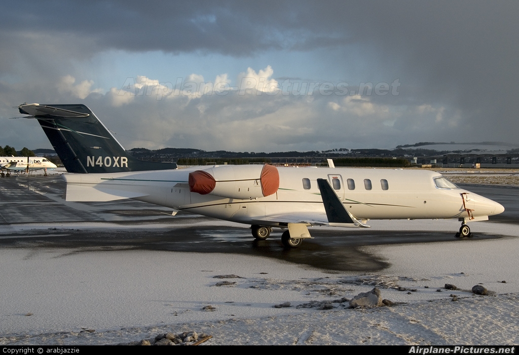 Private N40XR aircraft at Dundee