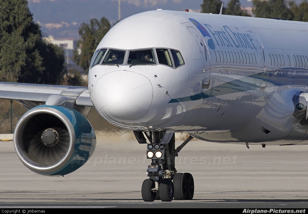 First Choice Airways G-OOBC aircraft at Barcelona - El Prat
