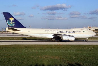 HZ-AIU - Saudi Arabian Cargo Boeing 747-200F