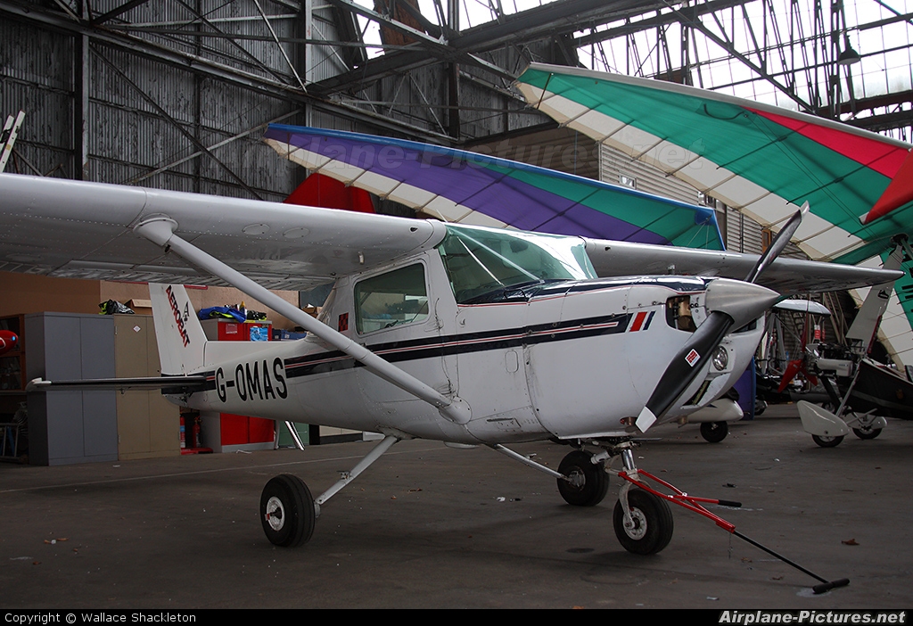Private G-OMAS aircraft at Perth - Scone