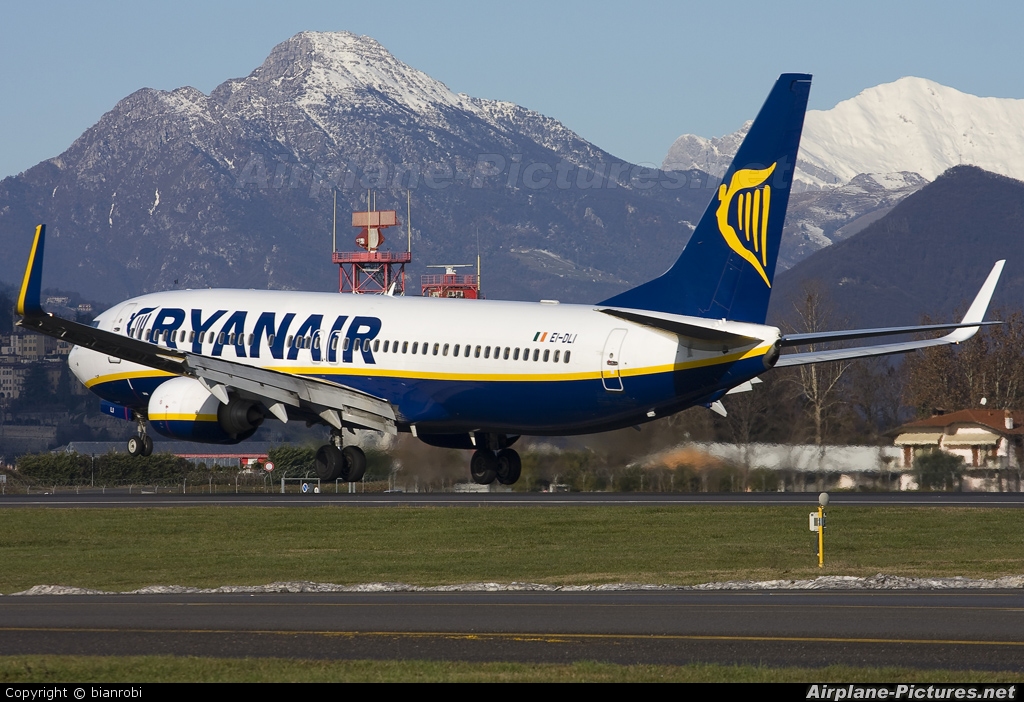 Ryanair EI-DLI aircraft at Bergamo - Orio al Serio