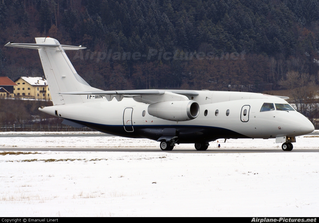 Icejet TF-MIK aircraft at Innsbruck