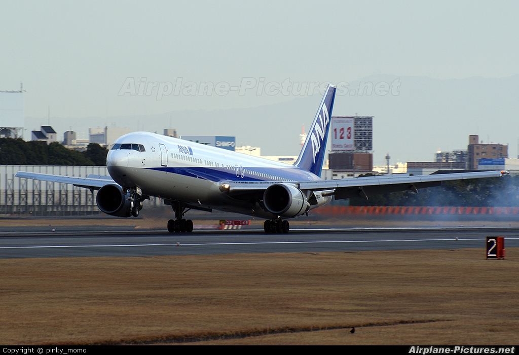 ANA - All Nippon Airways JA8259 aircraft at Osaka - Itami Intl